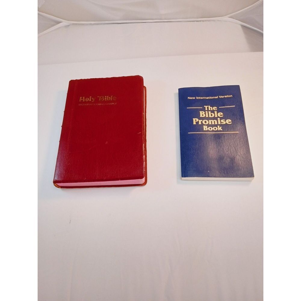 The Bible Promise Book & Holy‎ Bible
